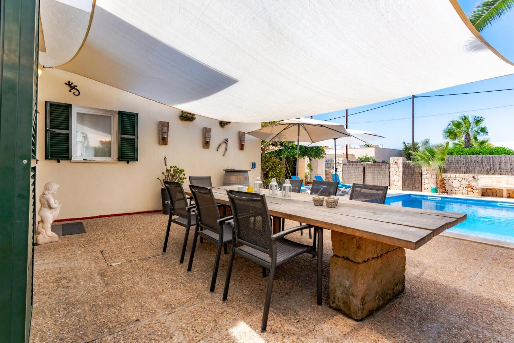 Hébergement de vacances Ses Rotes Cala Llombards